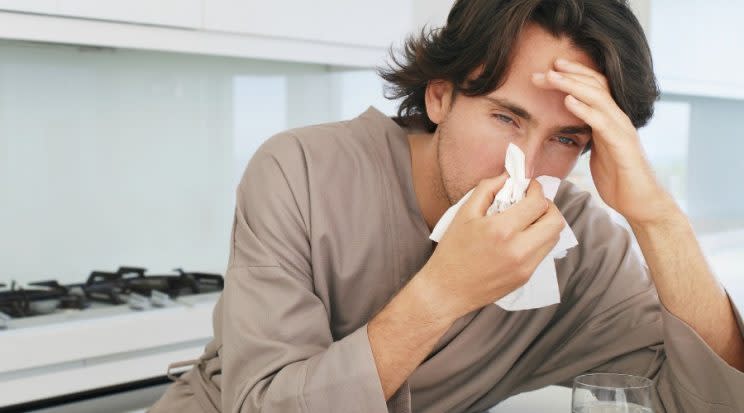 Una gripe podría aumentar tu riesgo de padecer un infarto. Chris Ryan / Getty images.