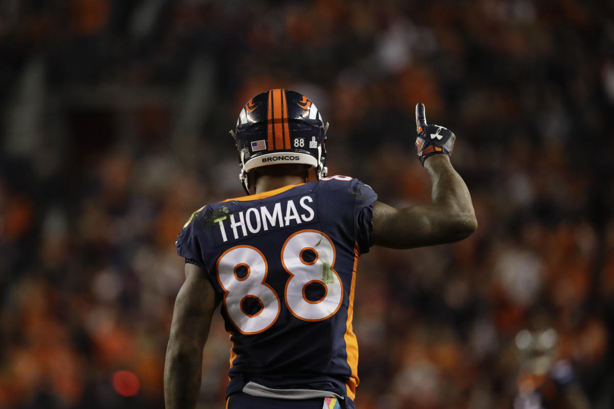 Peyton Manning, Broncos honor Demaryius Thomas with pregame tribute