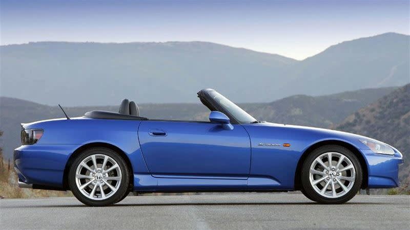 Honda S2000擁有50：50的完美車身配重。（圖／翻攝自Honda官網）