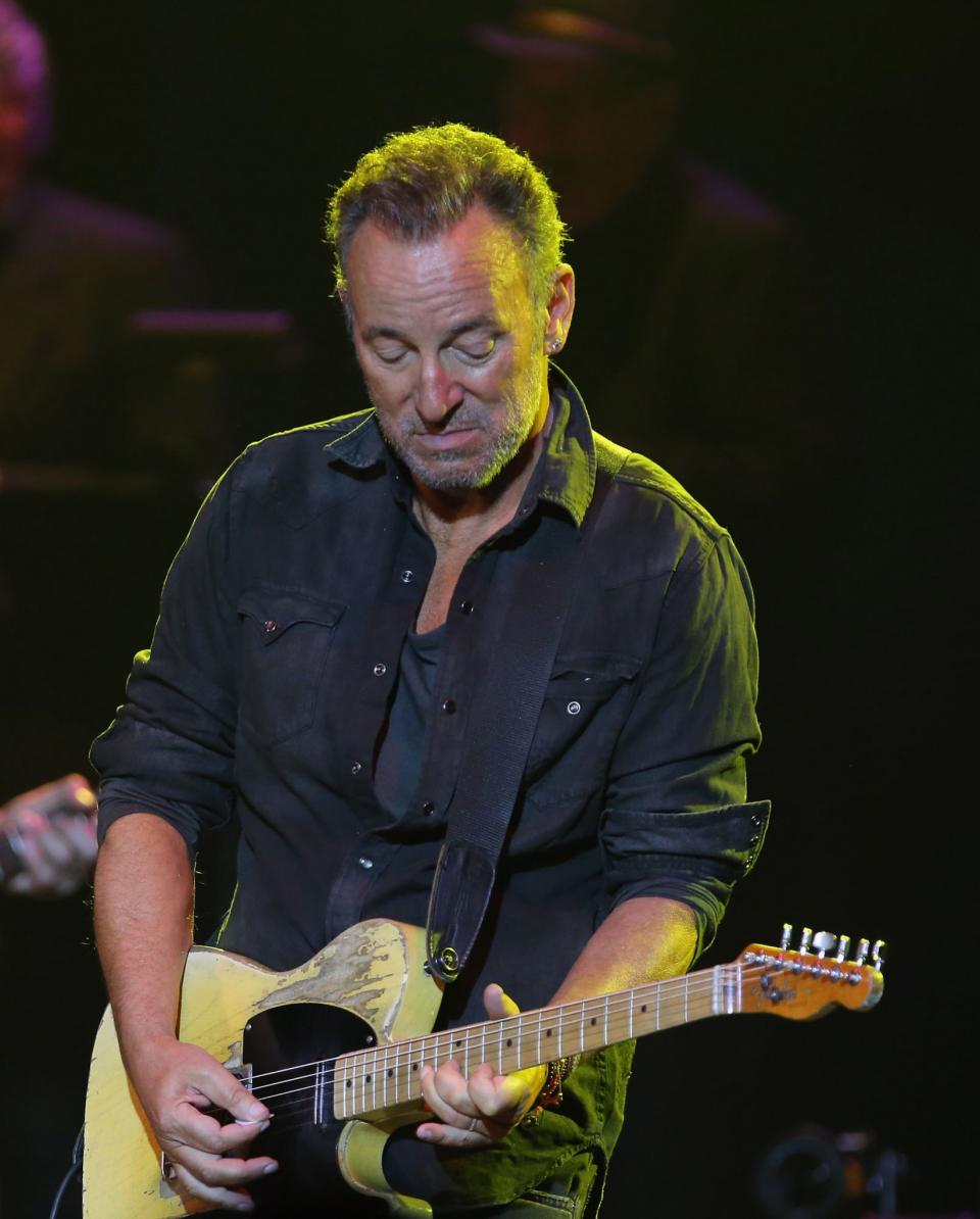 17 : Bruce Springsteen (75 M$)