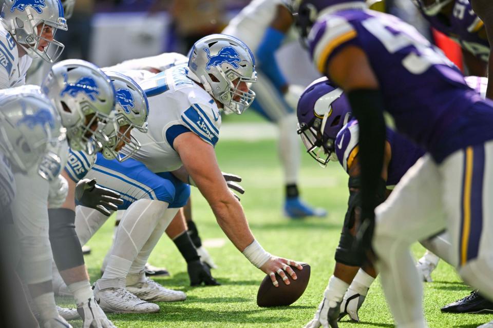 The line of scrimmage during the game between the Minnesota Vikings and the Detroit Lions at U.S. Bank Stadium.