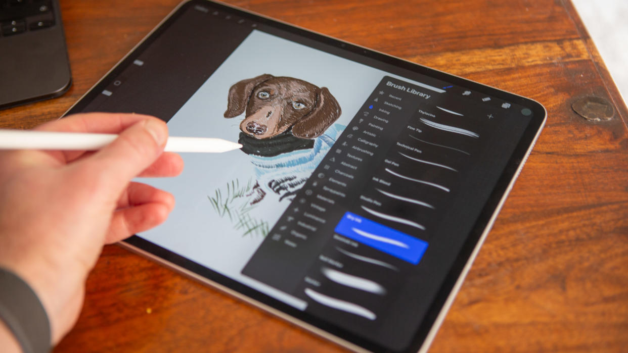  Apple iPad Pro M4. 