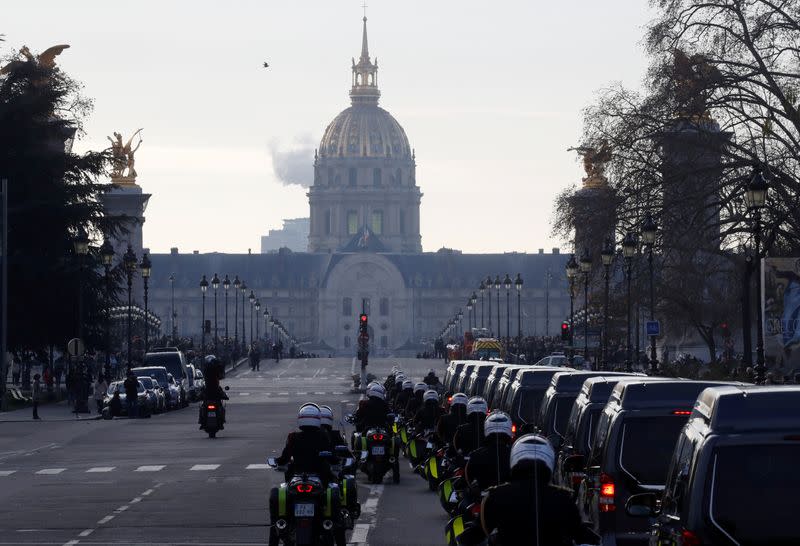 National ceremony in Paris to pay respect to the thirteen French soldiers killed in Mali