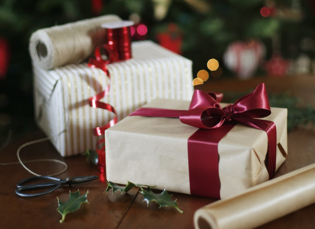 L'an dernier, 4 français sur 10 commençaient l'achat des cadeaux de Noël au dernier moment. (Photo : Getty Images)