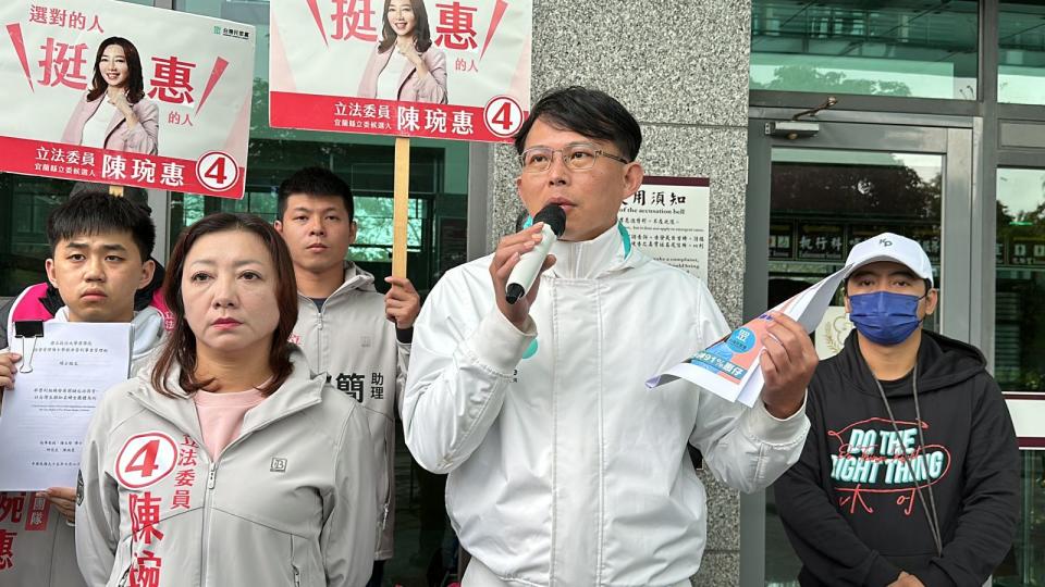 民眾黨立委候選人陳琬惠遭誣指論文「抄神」，上月會同民眾黨不分區提名人黃國昌控告民進黨陳金德、陳俊宇違反《選罷法》等罪。資料照片／林泊志攝