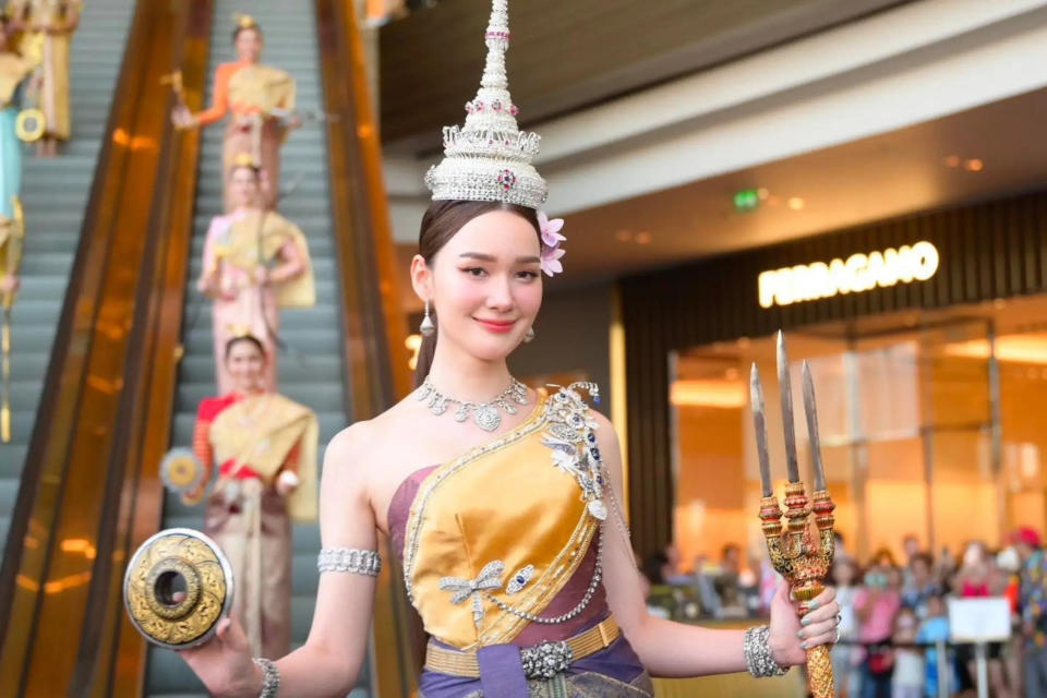 2024年宋干女神Dia：泰法混血模特演員（來源：ICONSIAM）