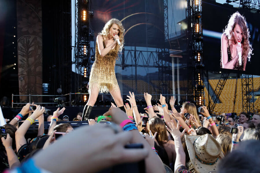 美國小天后泰勒絲（Taylor Swift）今年開始進行名為「The Eras Tour」世界巡演。（Photo by Ronald Woan on Flickr under C.C. License）