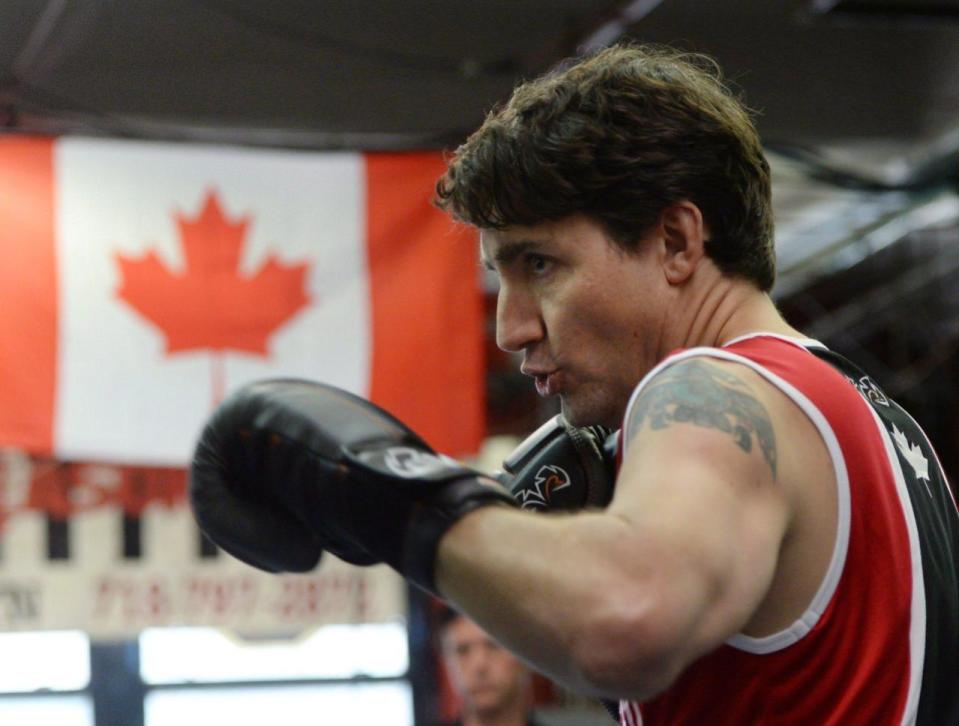 Prime Minister Justin Trudeau spars at Gleason’s Boxing Gym in Brooklyn, New York on Thursday, April 21, 2016. THE CANADIAN PRESS/Sean Kilpatrick