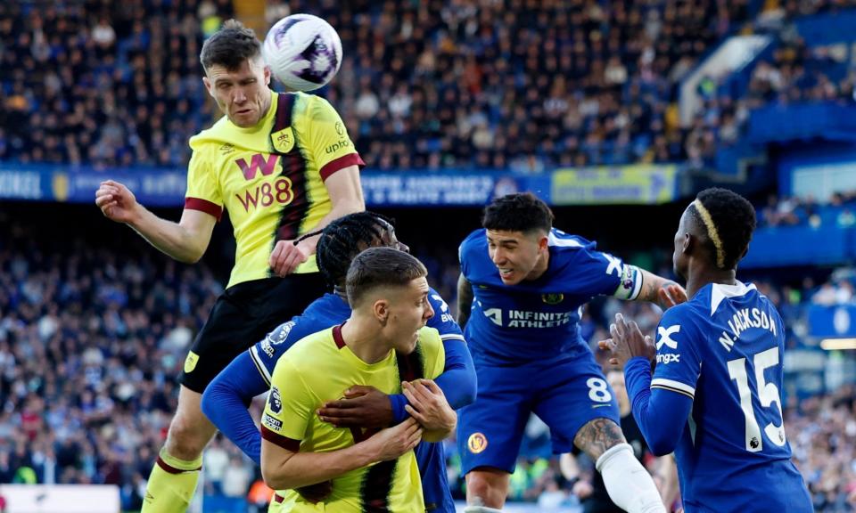 <span>Dara O'Shea heads Burnley’s 81st-minute equaliser against Chelsea.</span><span>Photograph: Peter Cziborra/Action Images/Reuters</span>