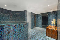 <p>On the lower level, sits a private day spa with sauna, steam room and jacuzzi. Source: Rokstone </p>