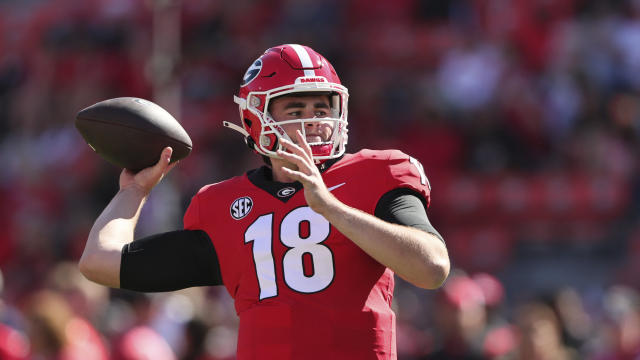 Georgia quarterback J.T. Daniels entering transfer portal, Stetson