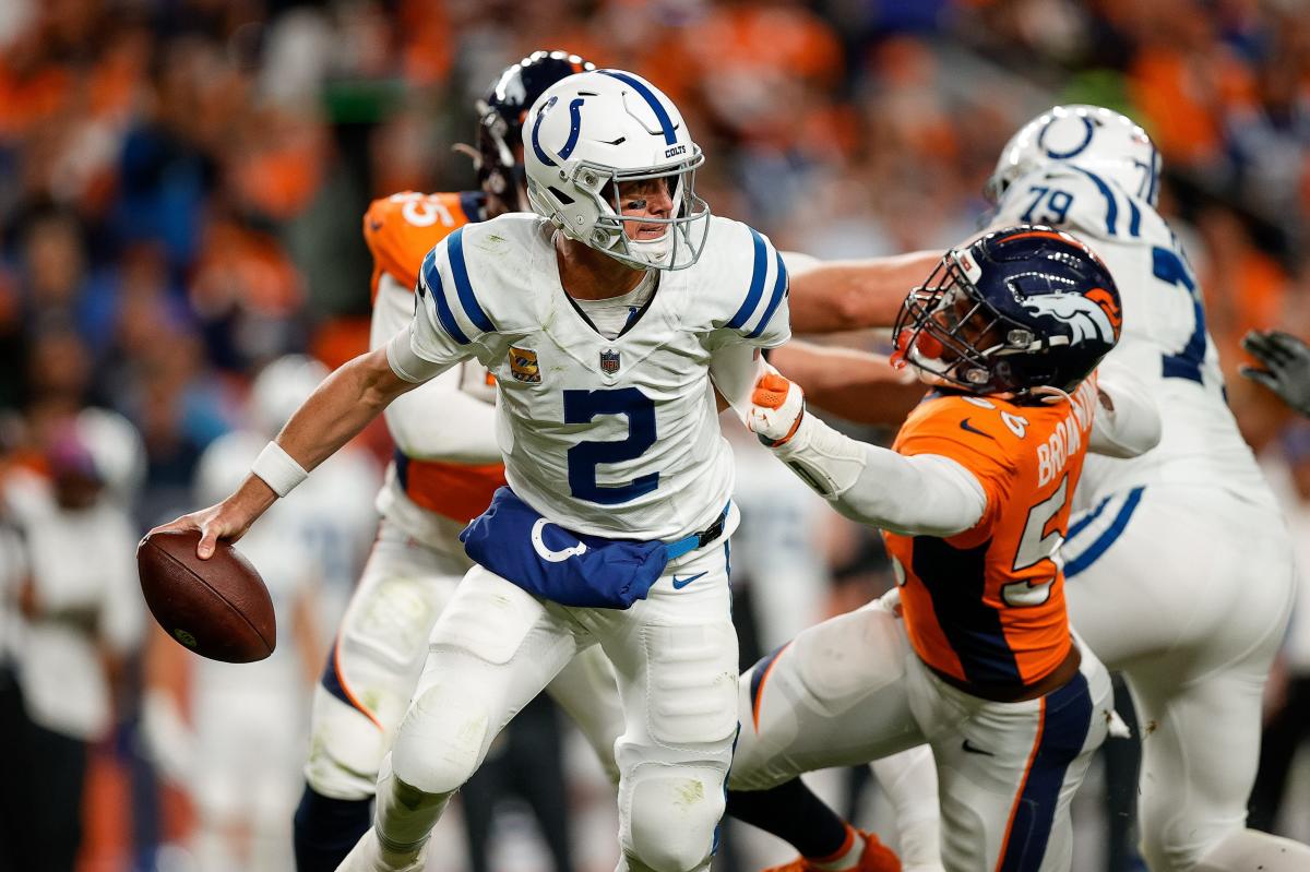 Colts vs Broncos: Twitter reacts to ugly Thursday Night Football 1st half