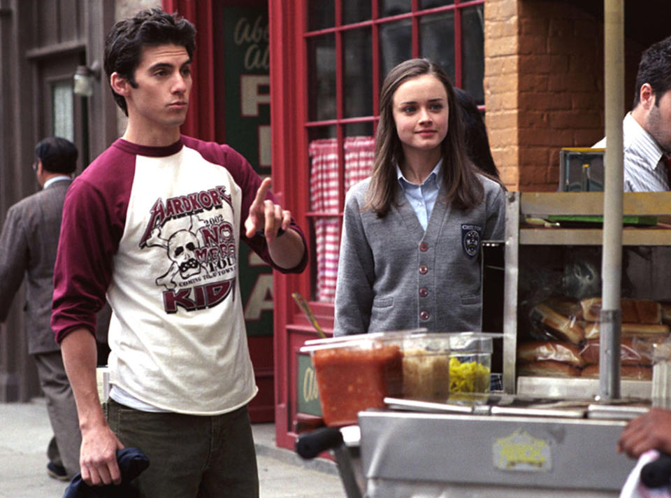 Milo Ventimiglia addresses that “Gilmore Girls” pregnancy rumor, and oh boy