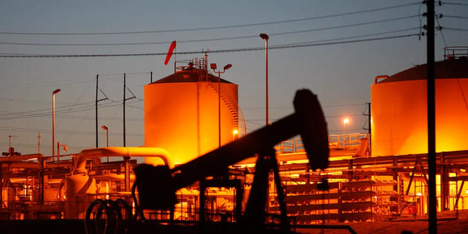 Ölförderung durch Fracking: Der kostbare Rohstoff könnte bald im Preis fallen. - Copyright: David McNew/Getty Images