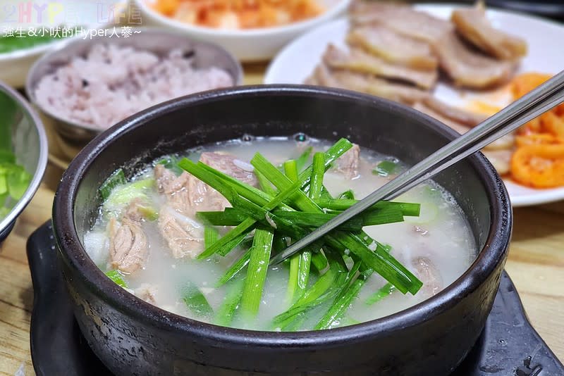 首爾｜月江釜山豬肉湯飯 (월강부산돼지국밥)