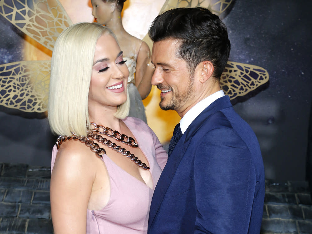 Katy Perry und Orlando Bloom gemeinsam auf einem Event in Hollywood (Bild: Tinseltown/Shutterstock.com)