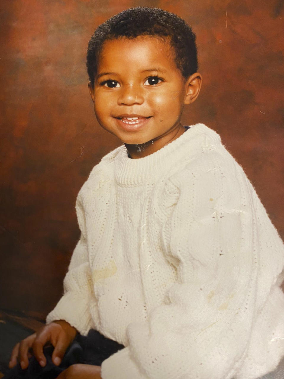 En una foto familiar sin fecha, un Marcus Rashford de niño. (Vía The New York Times)