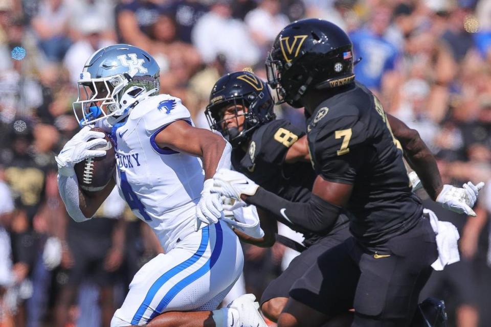 Kentucky’s JuTahn McClain runs for a 36-yard touchdown against Vanderbilt on Saturday, Sept. 23, 2023, in Nashville.