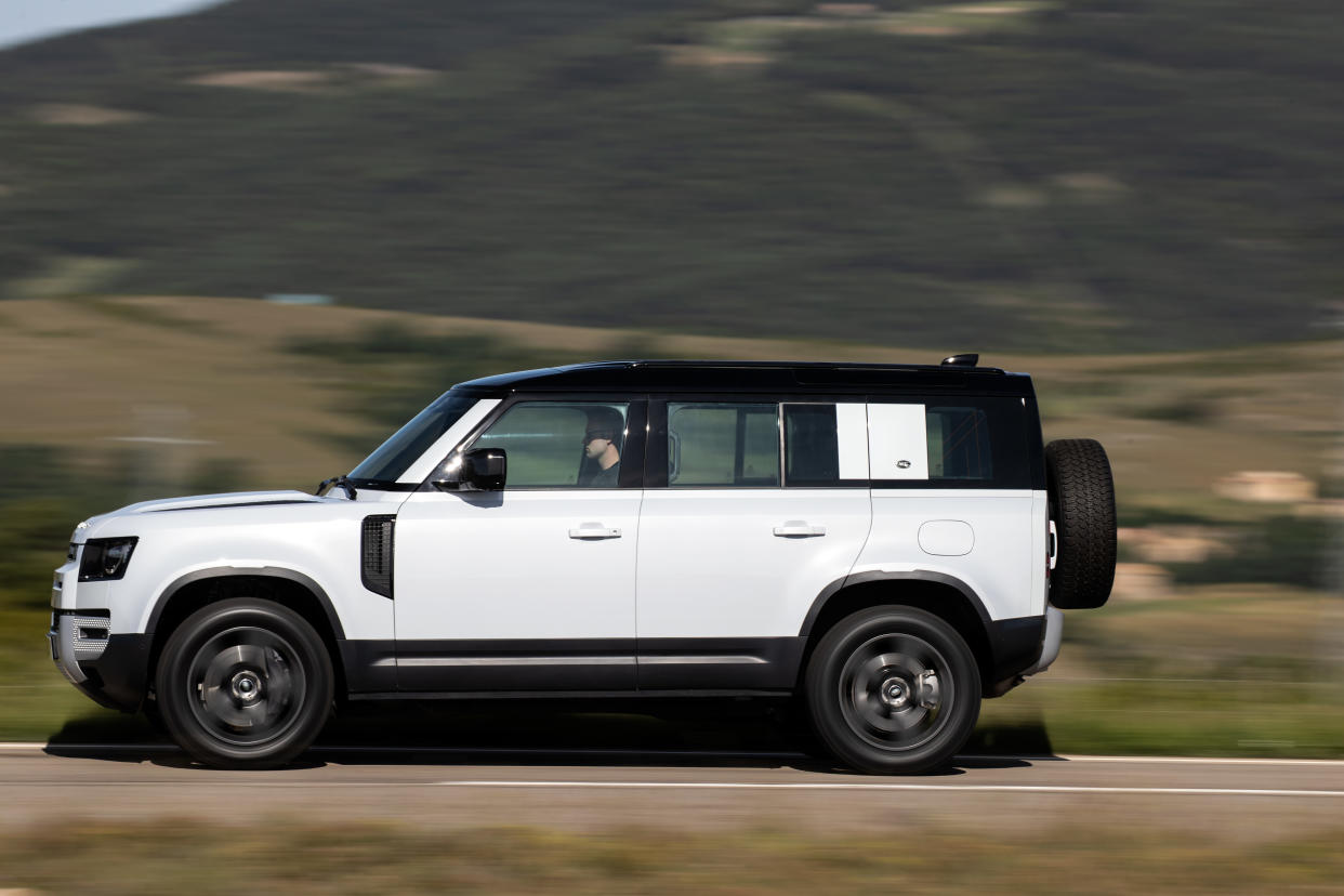 Land Rover P400e