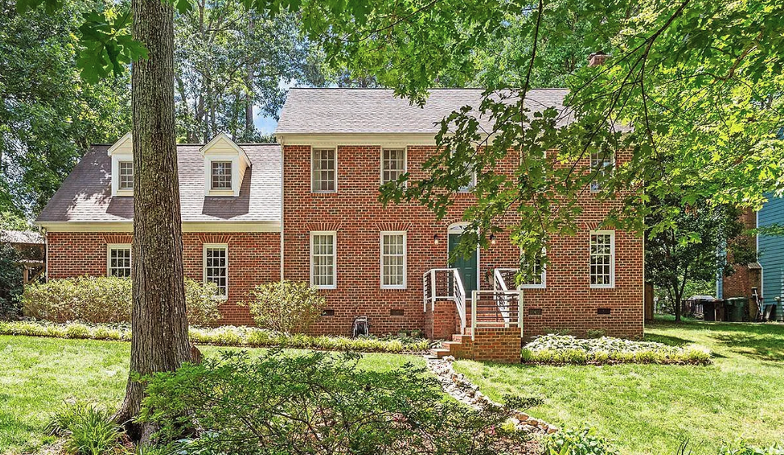105 Prince William Ln, Cary 27511