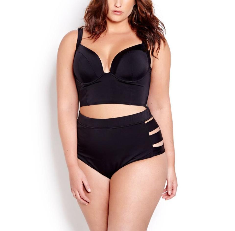 Plus Size Swimsuits embeds 4