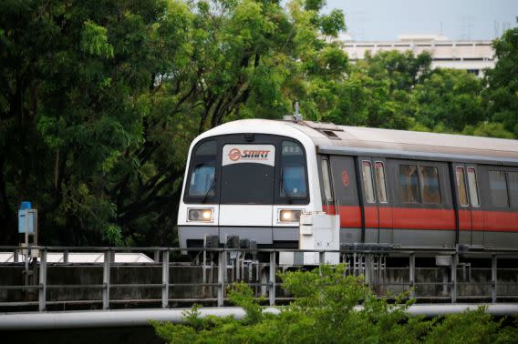 An SMRT train arriving at a station in Singapore July 19, 2016. (Photo: Reuters)