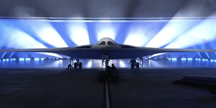 B-21 Raider رونمایی شد.