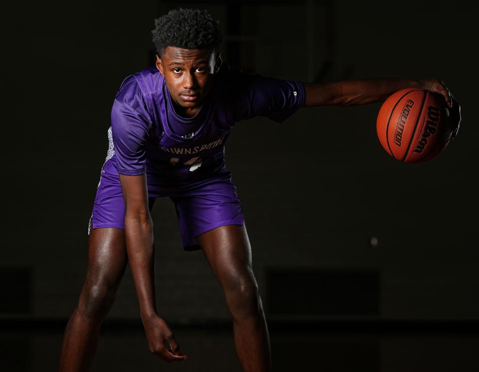 Brownsburg Kanon Catchings (14) poses for a photo Saturday, Nov 8, 2022 at Ben Davis High School in Indianapolis.