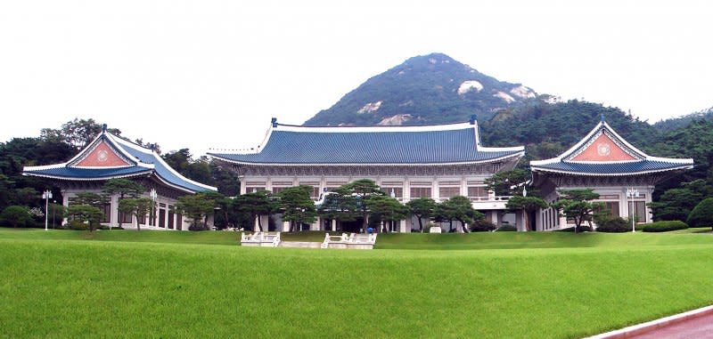 南韓總統府青瓦台（ Steve46814@Wikipedia / CC BY-SA 3.0）