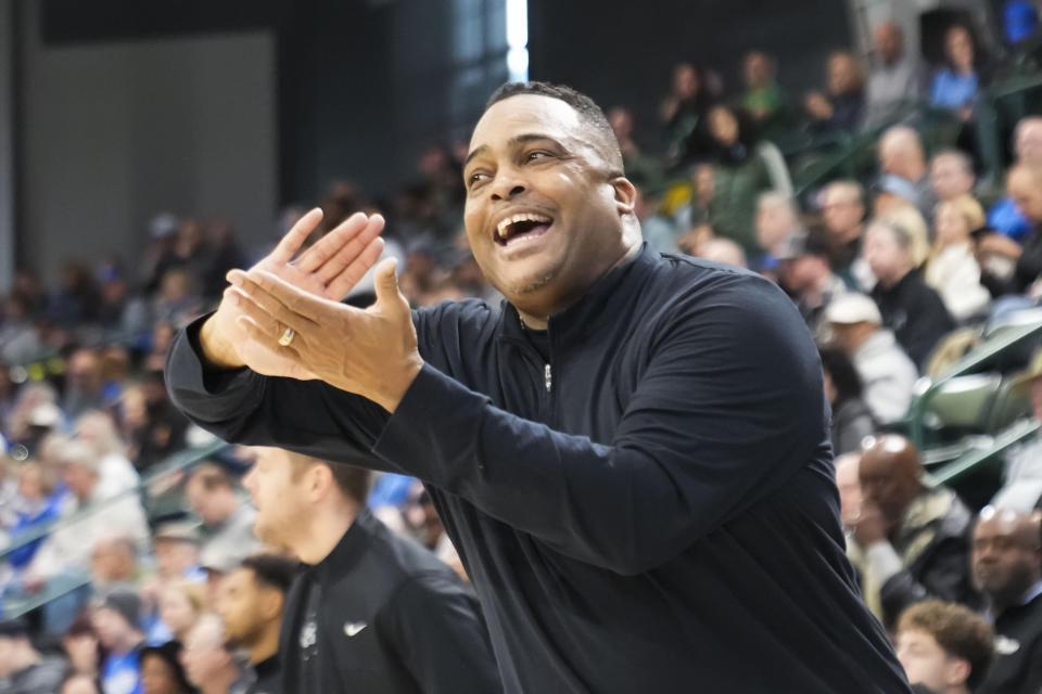 Tulane head coach Ron Hunter calls out from the bench during the first half of an NCAA college basketball game against Memphis in New Orleans, Sunday, Jan. 21, 2024. (AP Photo/Gerald Herbert)