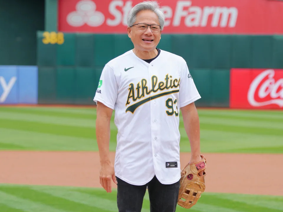 NVIDIA Founder & CEO Jensen Huang threw the first pitch at SF Taiwan Day 2024. (Photo by SF Taiwan Day)