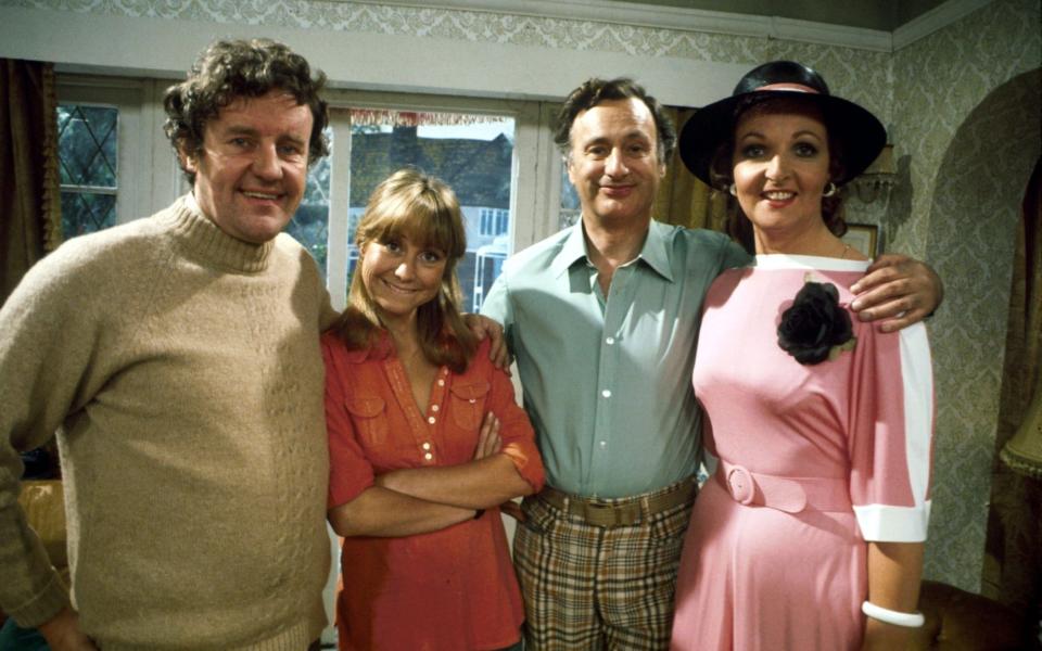 Felicity Kendal as Barbara in The Good Life alongside co-stars in 1976 - BBC