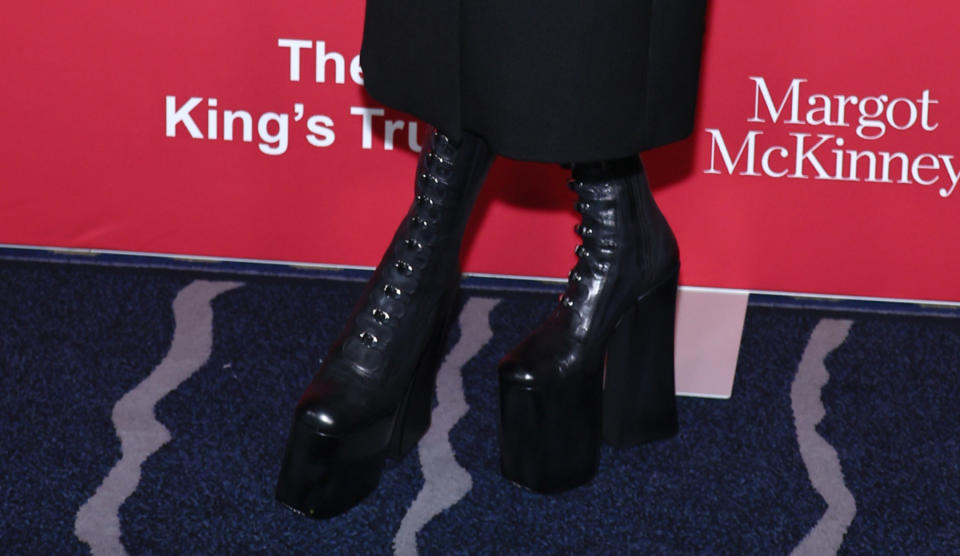 Teyana Taylor, Marc Jacobs, platform boots, shoes