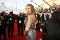 Actress Sofia Vergara, from the sitcom "Modern Family," arrives at the 20th annual Screen Actors Guild Awards in Los Angeles, California January 18, 2014. REUTERS/Mario Anzuoni (UNITED STATES - Tags: ENTERTAINMENT) (SAGAWARDS-ARRIVALS)