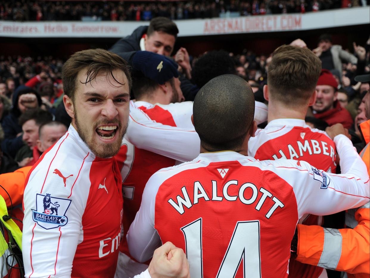 Arsenal celebrate the win over Leicester in 2016 (Arsenal FC via Getty Images)