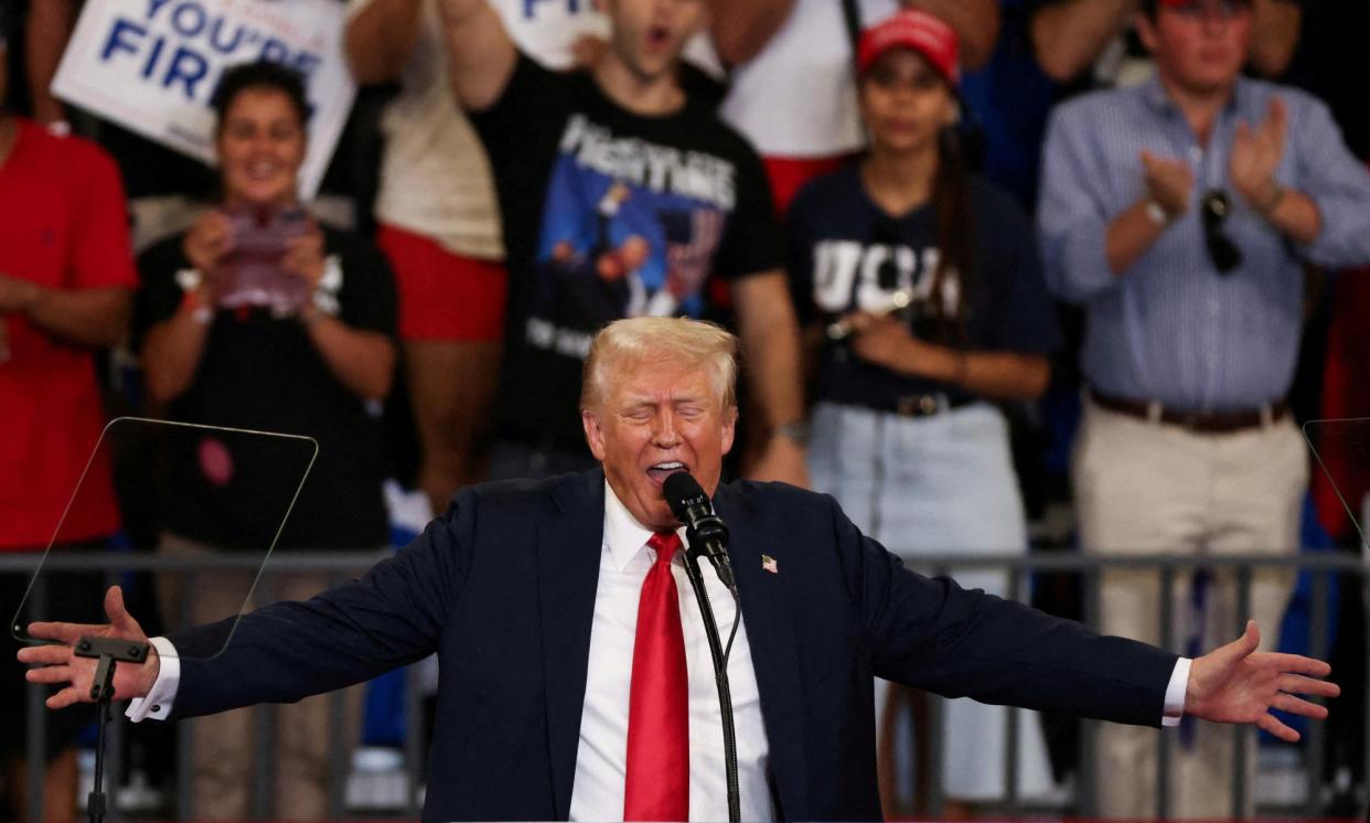 <span>Donald Trump at a campaign rally in Atlanta, Georgia, this week. ‘The campaign is disciplined; their candidate is not.’</span><span>Photograph: ümit Bekta?/Reuters</span>