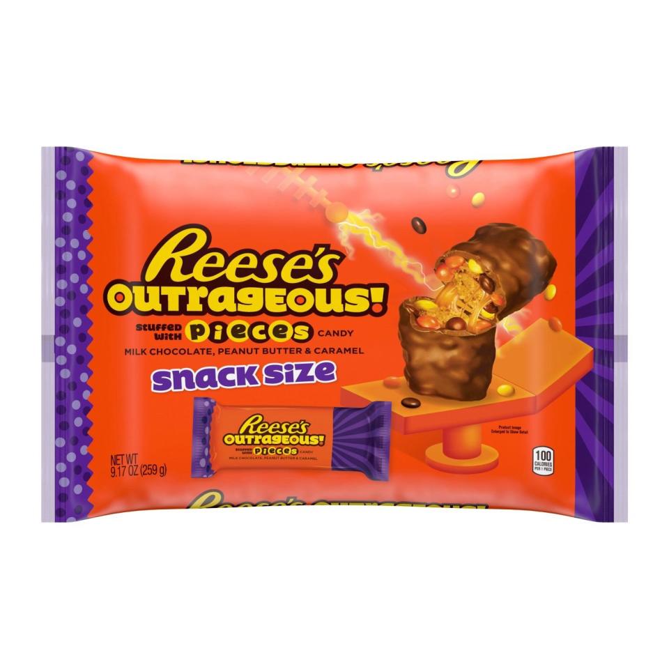 Reese's Halloween Outrageous Pieces Snack Size Candy