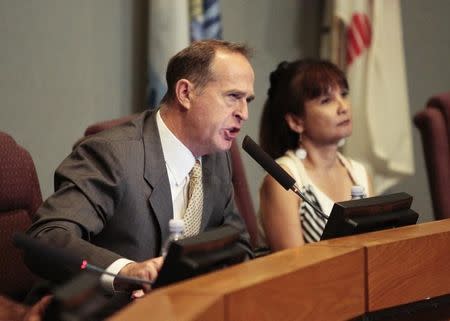 Anaheim Mayor Tom Tait (L) REUTERS/Jason Redmond