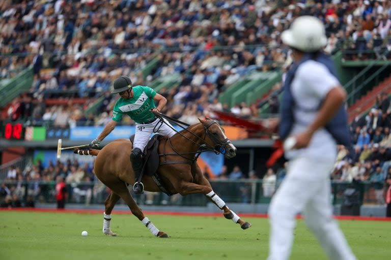 Facundo Pieres tuvo un gran cierre de 2023: reconquistó el Argentino Abierto luego de 11 temporadas y también el 10 de handicap, que había lucido durante 17 años.