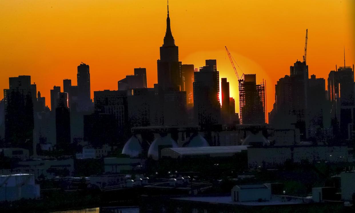 <span>Romance blossoms in New York in Real Americans.</span><span>Photograph: Anadolu Agency/Getty Images</span>