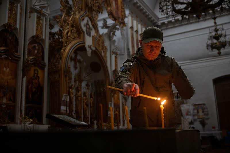 The Wider Image: One Ukrainian war amputee's return to civilian life