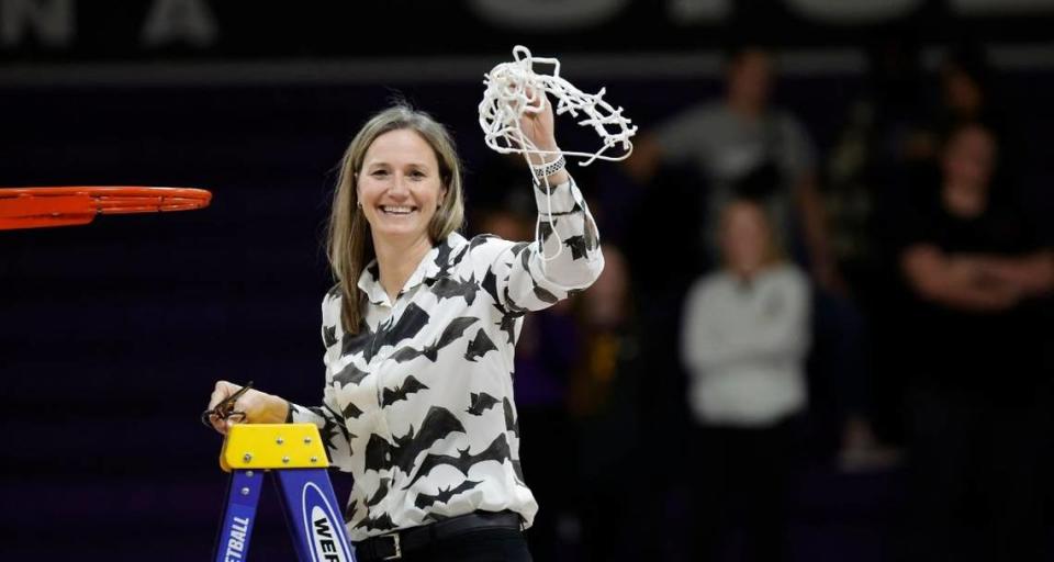 Coach Juli Fulks will try to lead Transylvania to its second consecutive national championship this weekend in Columbus, Ohio. The trip is a homecoming for Fulks, who played college basketball for Capital University in Columbus, site of this weekend’s NCAA Division III Final Four. Transylvania Athletics