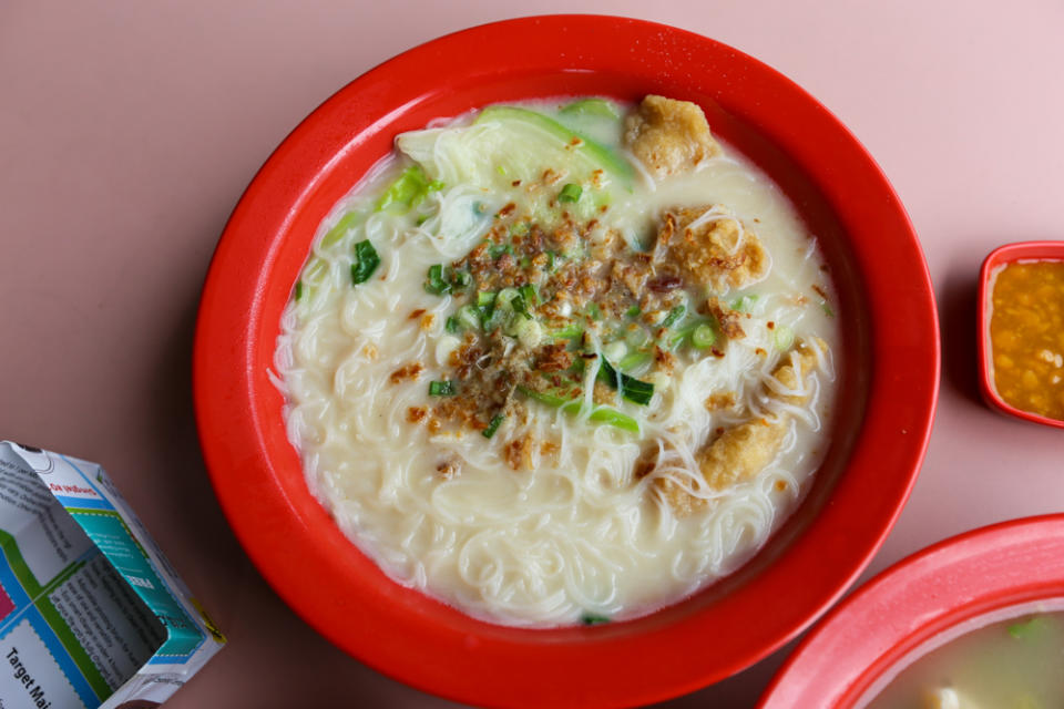 Cai Ji Fried Fish Soup 03 - fried fish milk soup