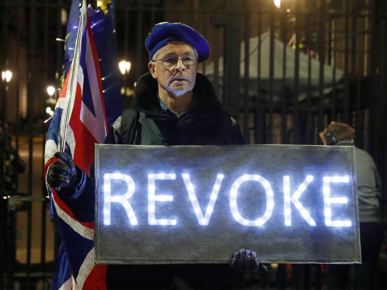 Revoke Article 50 petition calling for Brexit to be cancelled hits 2.5 million signatures