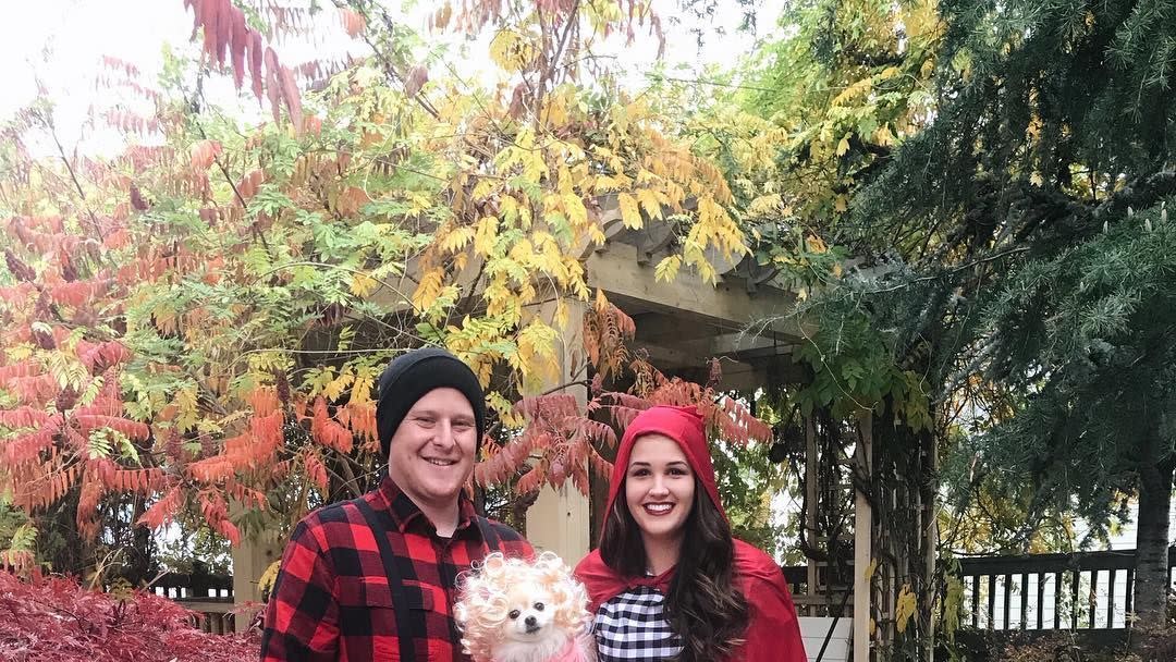 red riding hood couples halloween costume