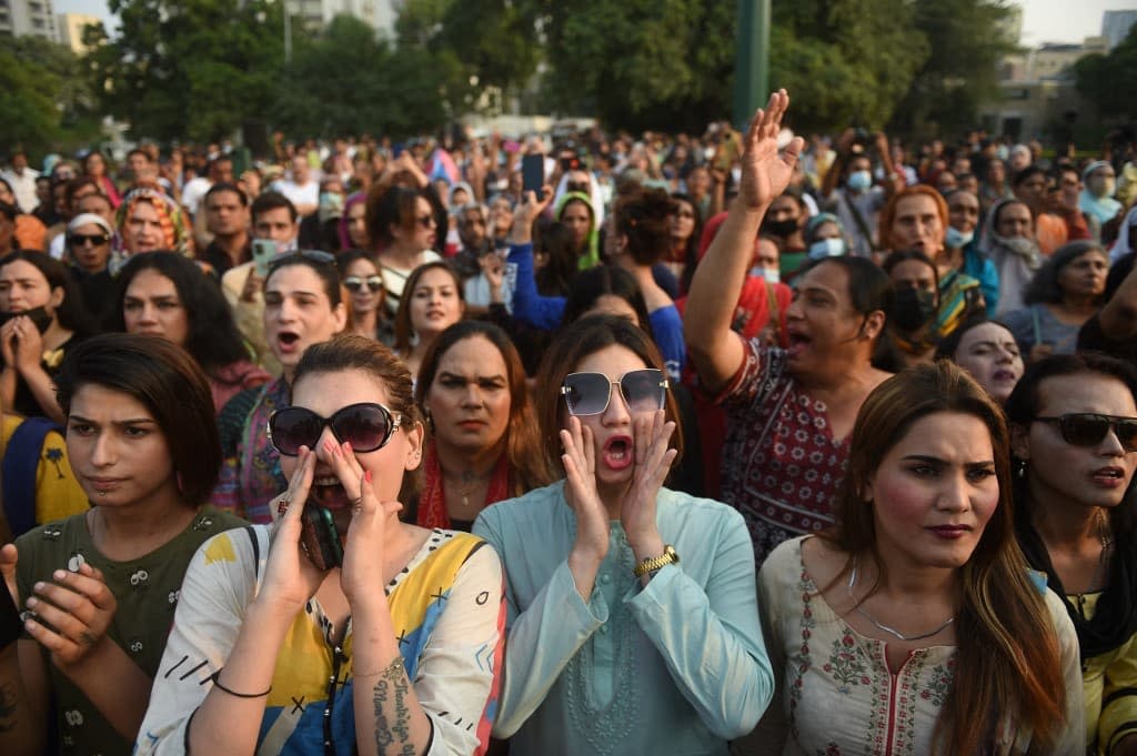 Des militants pour les droits de la communauté transgenre lors d'une manifestation à Karachi ce dimanche 20 novembre 2022. - Rizwan TABASSUM