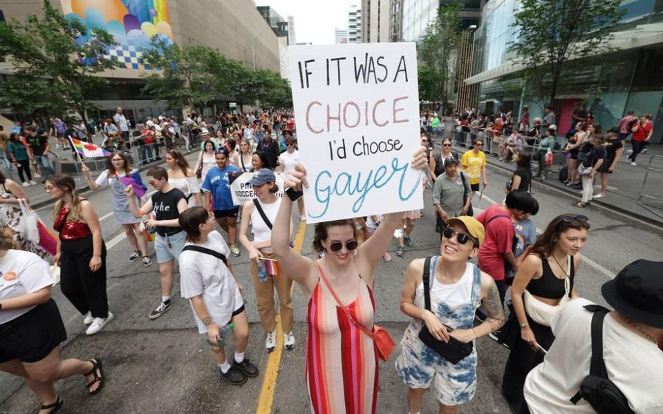 photo gallery Dyke Marches Dykes on Bikes worldwide through history