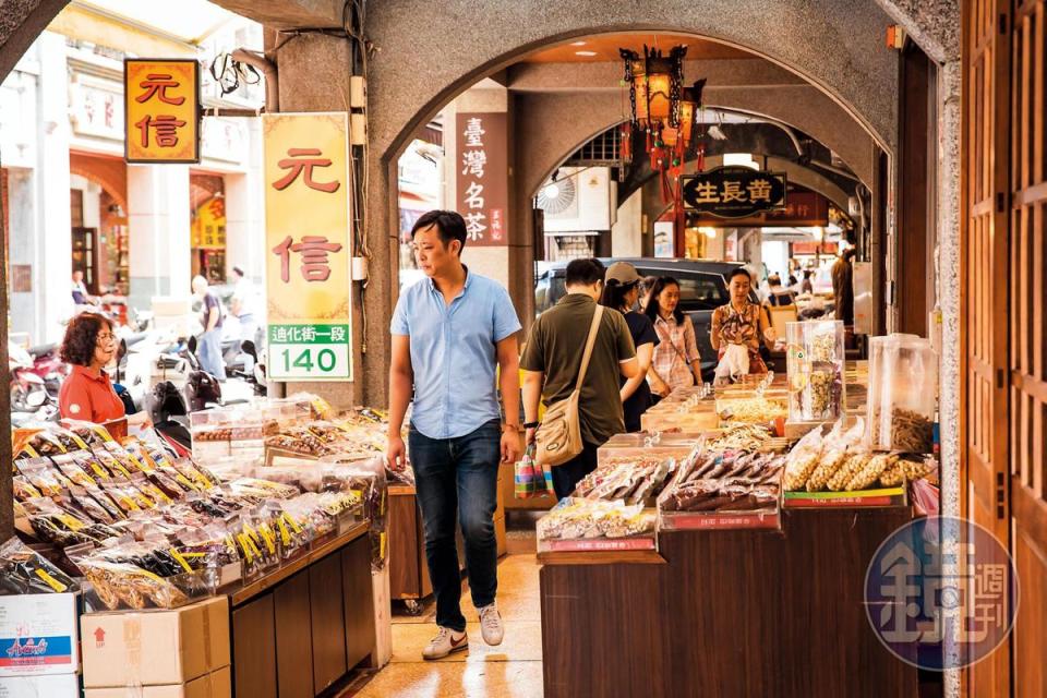 林裕閔夢想未來在迪化街開設香料館，傳承歷史記憶。
