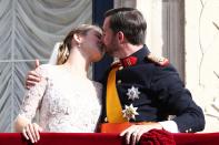 LUXEMBOURG - OCTOBER 20: Princess Stephanie of Luxembourg and Prince Guillaume of Luxembourg kiss on the balcony of the Grand-Ducal Palace following the wedding ceremony of Prince Guillaume Of Luxembourg and Princess Stephanie of Luxembourg at the Cathedral of our Lady of Luxembourg on October 20, 2012 in Luxembourg, Luxembourg. The 30-year-old hereditary Grand Duke of Luxembourg is the last hereditary Prince in Europe to get married, marrying his 28-year old Belgian Countess bride in a lavish 2-day ceremony. (Photo by Andreas Rentz/Getty Images)