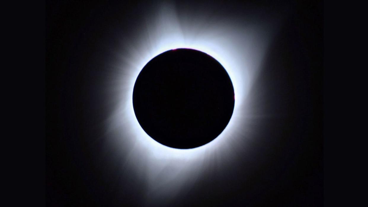 totality-wyoming.jpg